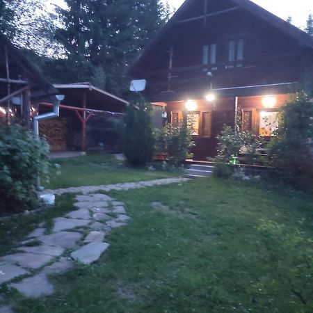 미에르쿠리에씨우크 Casa Ria-Ria Pihenohaz 빌라 외부 사진